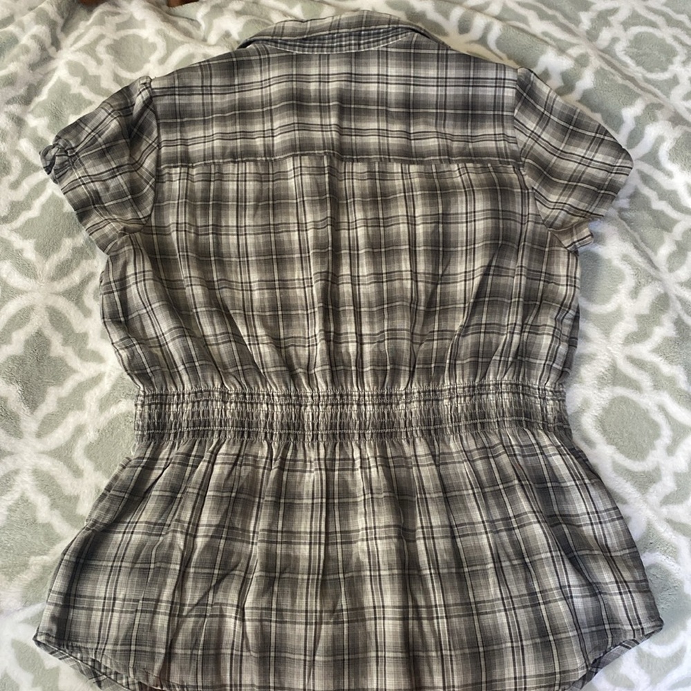 Guess Plaid Top - Picture 6 of 6